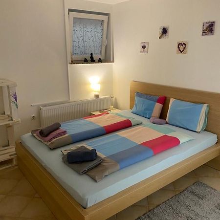Room Julija Жировница Экстерьер фото